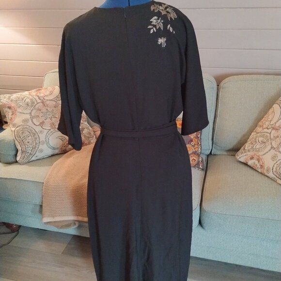 Tahari wrap dress size 12 - Picture 2 of 3